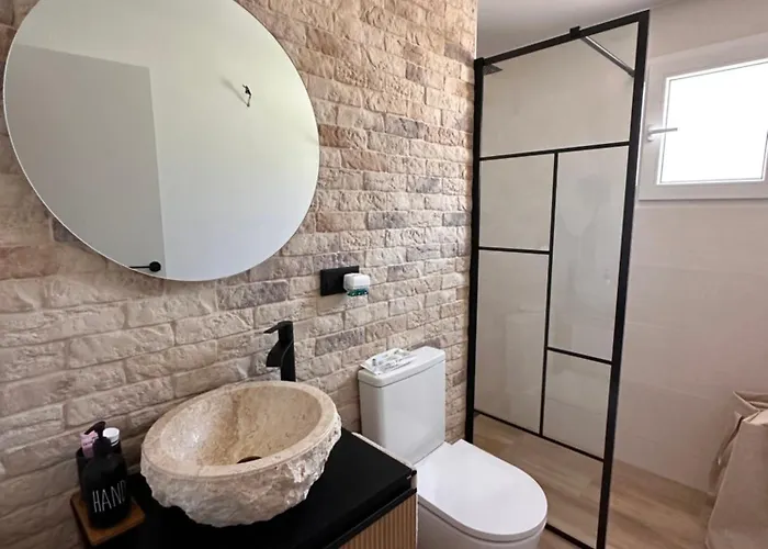 펜션 Jade 모라이라